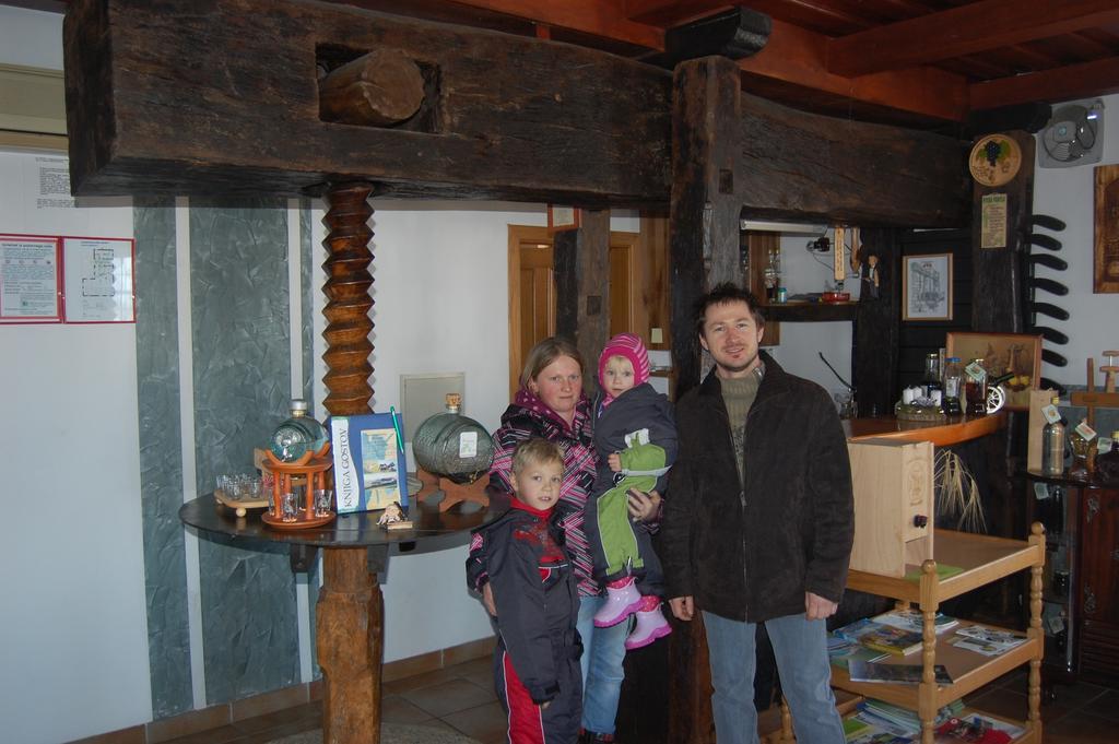 Turisticna Kmetija Dervaric Villa Ljutomer Luaran gambar